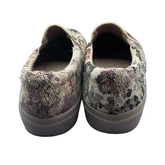 ASOS Floral Slip-On Mules - Picture 4 of 10